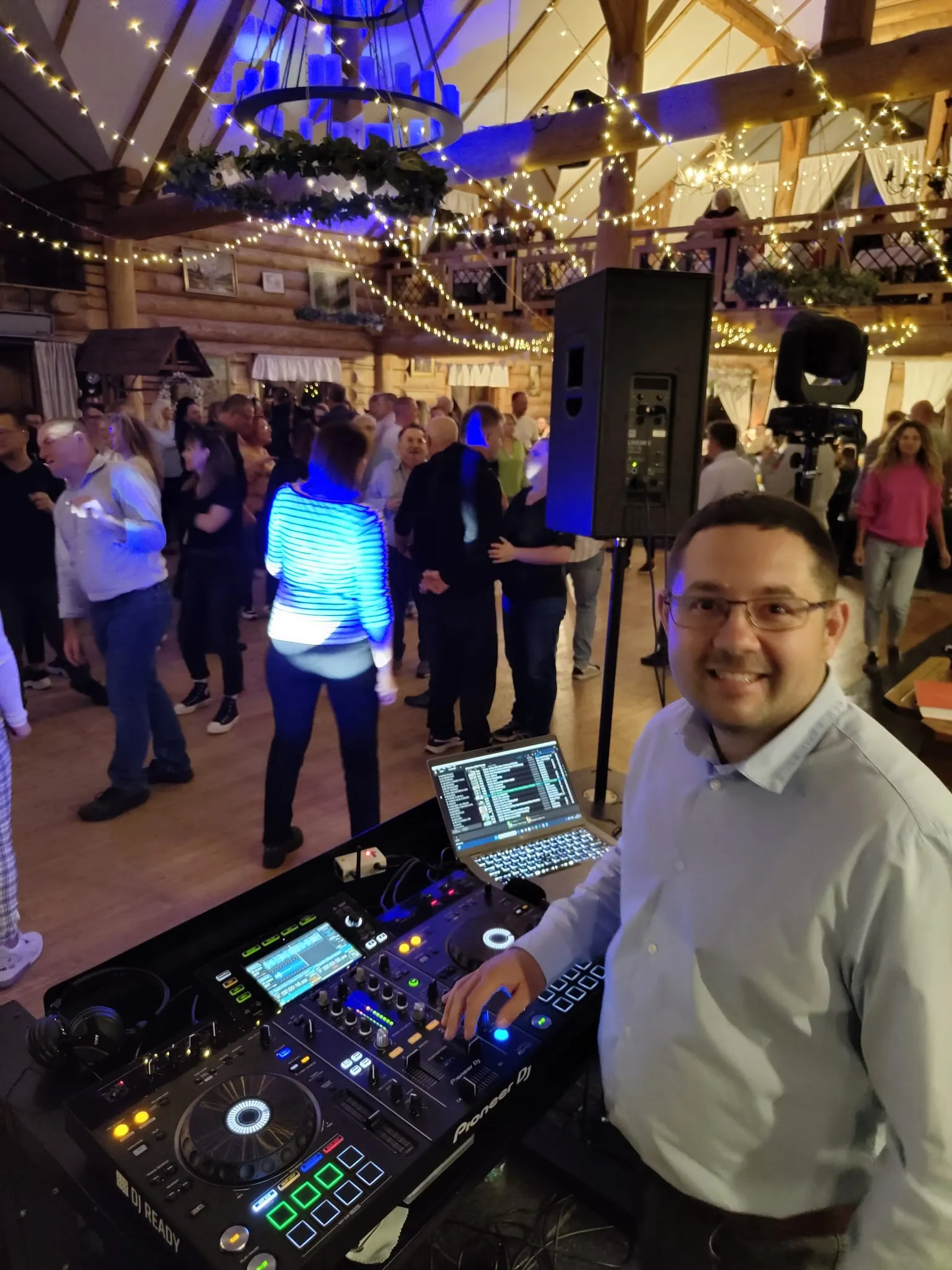 Konsola DJ na weselu w Opolu